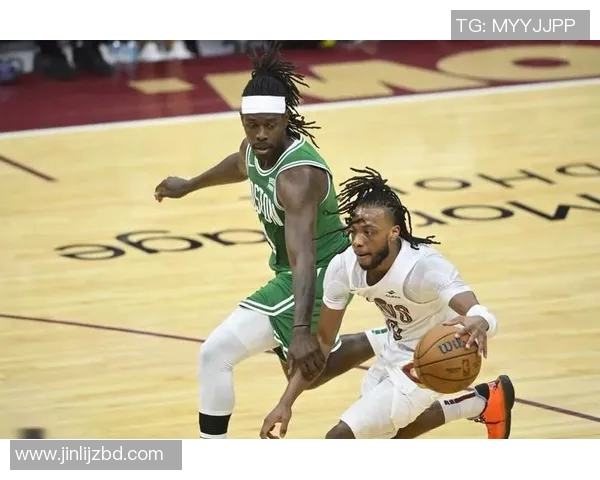 2018年NBA东部决赛骑士与凯尔特人激战回顾与精彩瞬间分析